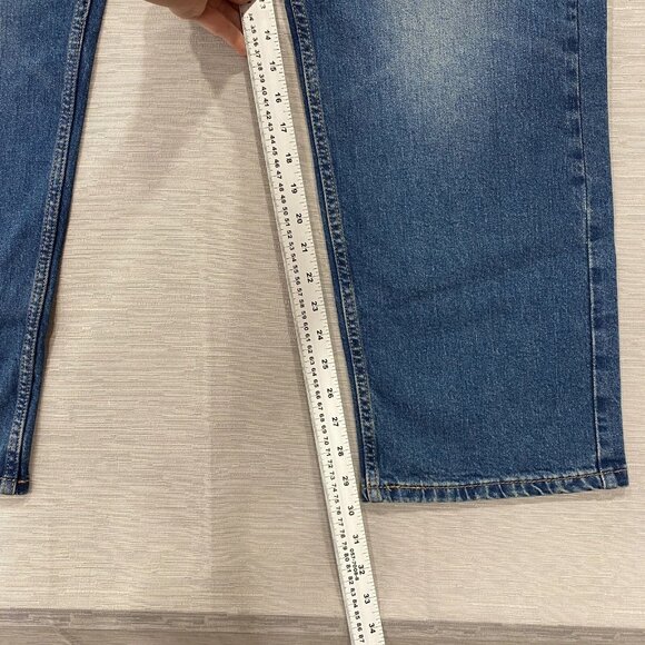 Levi's 505 Jeans Mens 40 x 30 Straight Leg Regular Fit Medium Wash Denim Pants - Picture 8 of 13